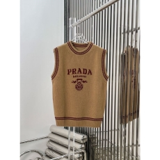 Unclassified Brand Vest